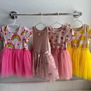 Taylor Joelle 4 piece dress bundle Size 3